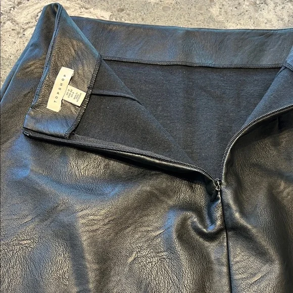 Topshop Black Faux Leather Mini Skirt 8 - Picture 6 of 7